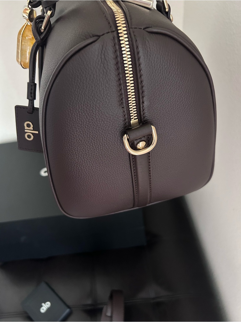 ALO Yoga Daily Voyage Bag - Picture 5 of 17
